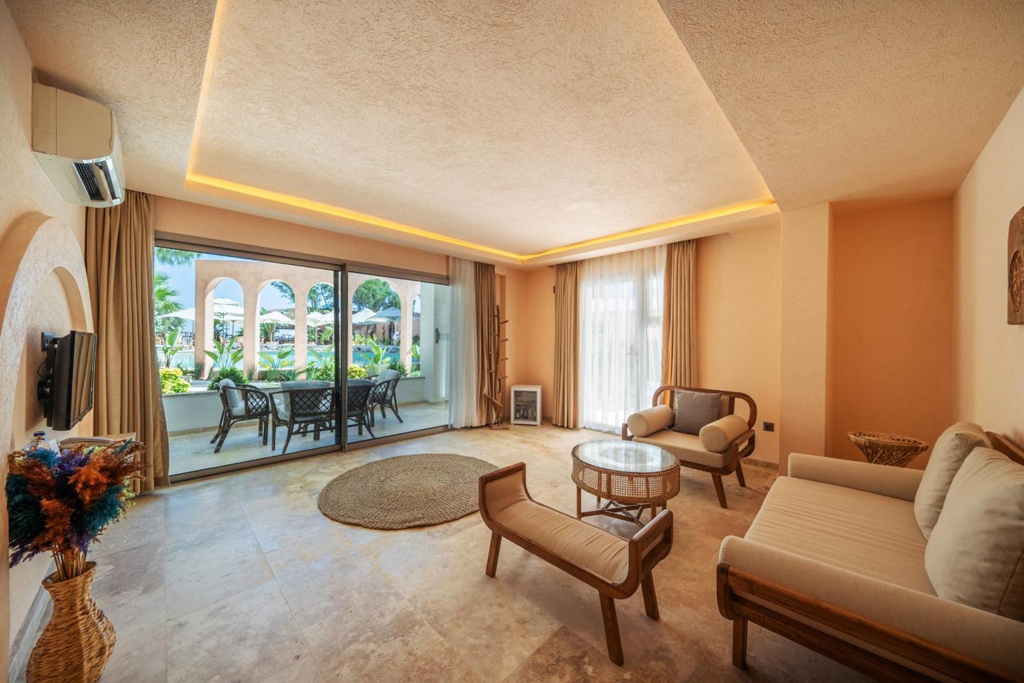 Inone Mucho Selection Hotel Gumbet Room photo